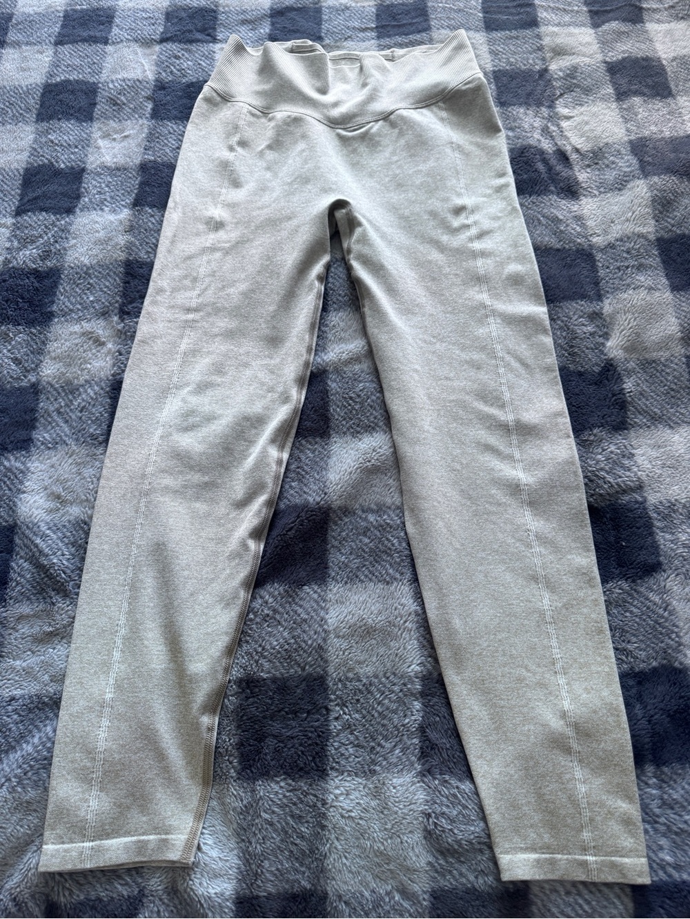 PINK Victoria's Secret Light Sage Green Leggings-Large